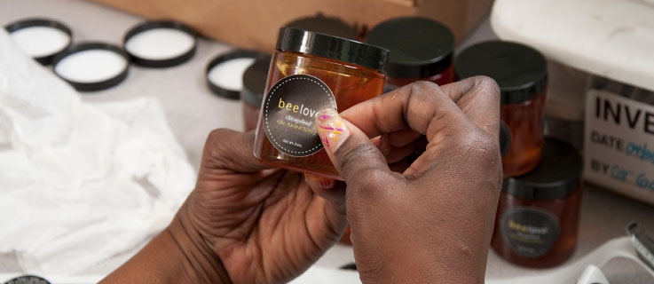 Trainees learn everything from beekeeping to packaging and food safety to ecological awareness. © Sweet Beginnings, LLC